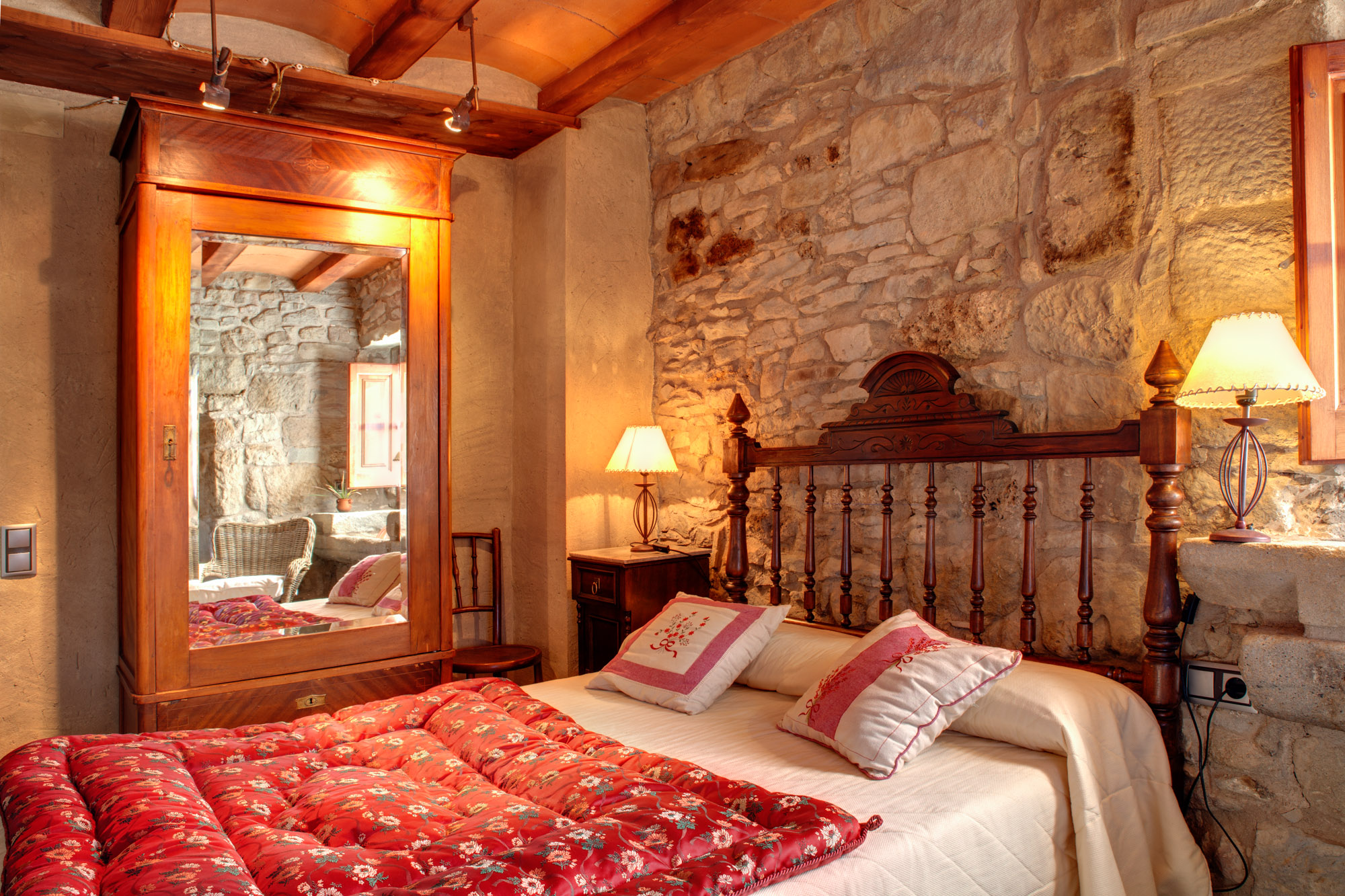 La Tor de Montclar - Paragliding in Berguedà: Soaring Over the Pyrenees